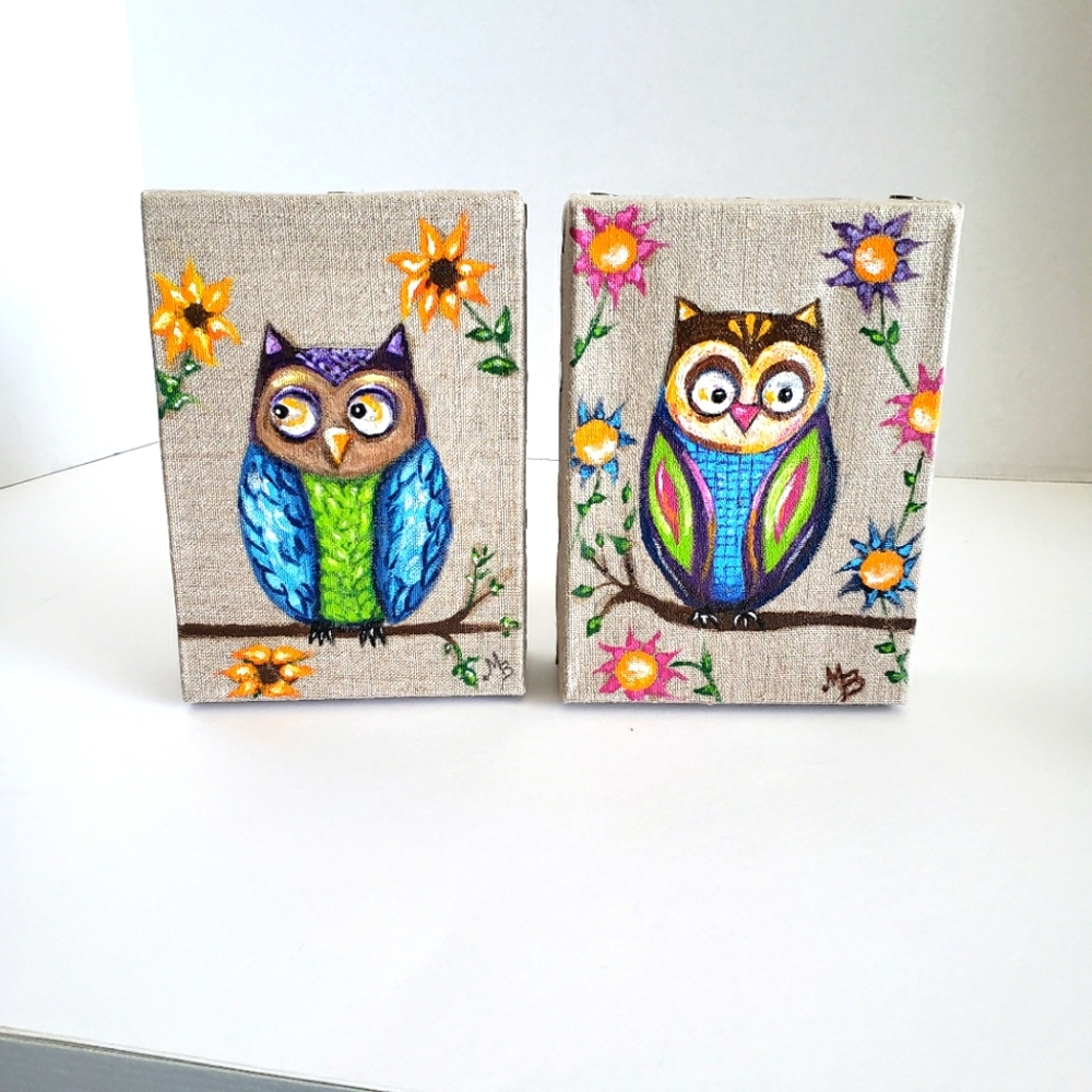 Wall hanging hand painted owl art on burlap canvas